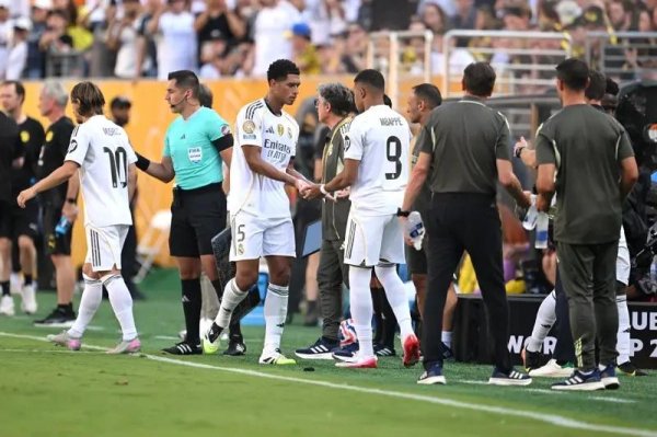 上海配资 世俱杯四强出炉: 姆巴佩破门将战旧主巴黎, 德甲双雄携手告别